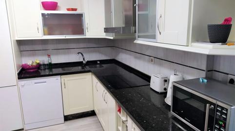 Foto 3 de Piso de alquiler en Avenida Arroyo de Los Angeles, Martiricos - La Roca - La Rosaleda, Málaga