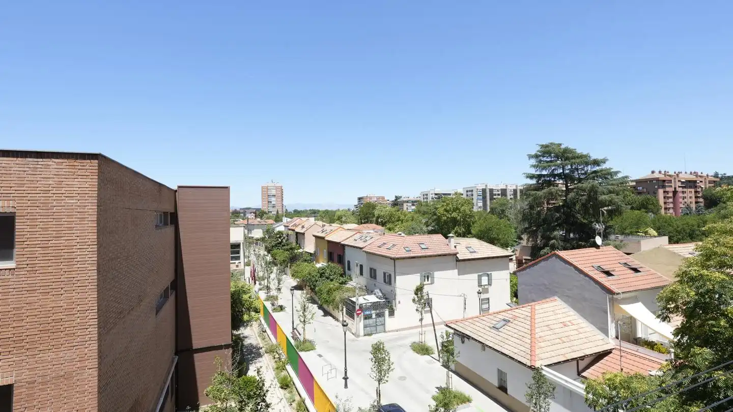 Flat for sale in Santa Comba, Casa de Campo