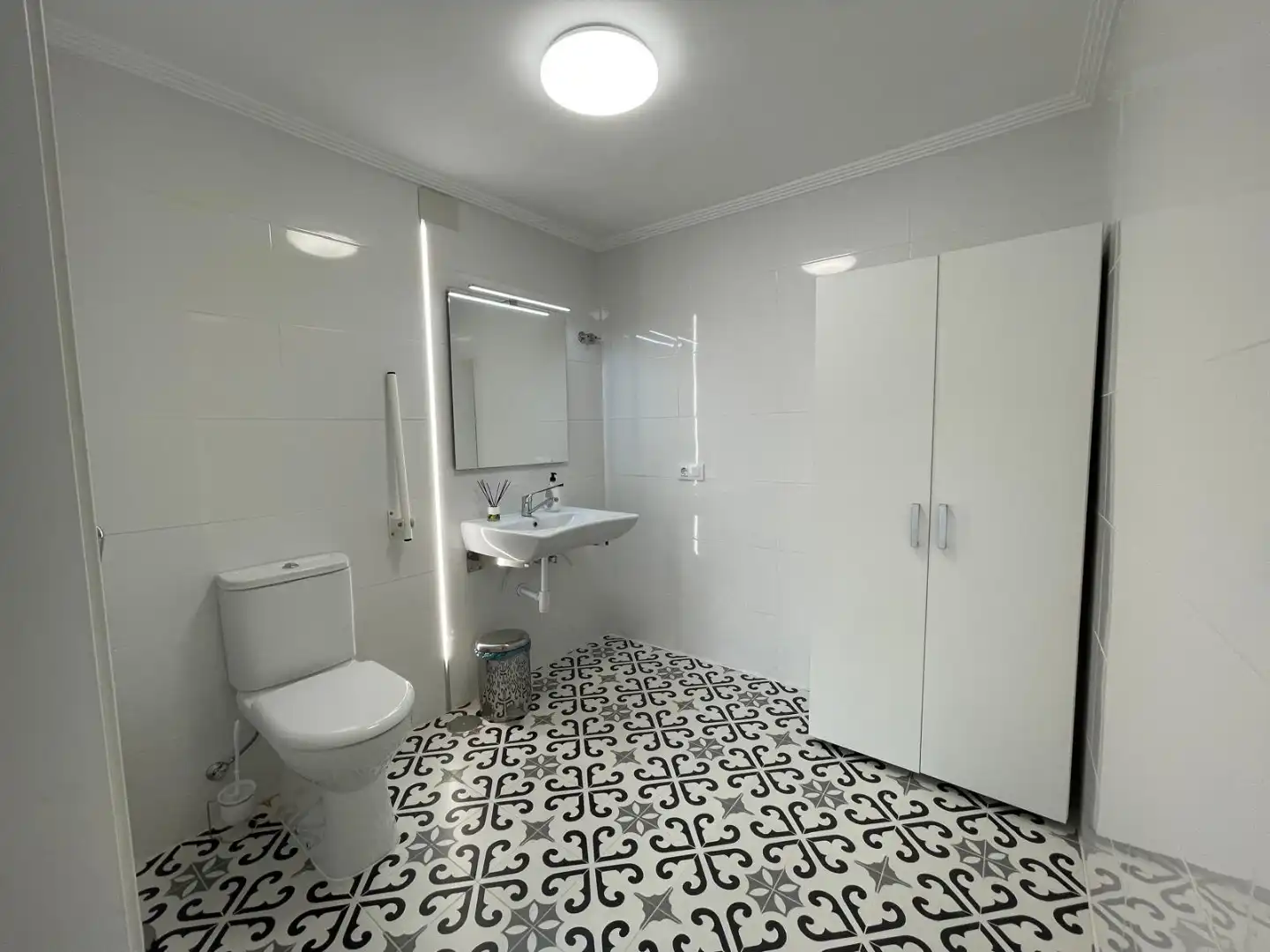 Baño de Oficina de alquiler en Torre-Pacheco con Aire acondicionado y Internet