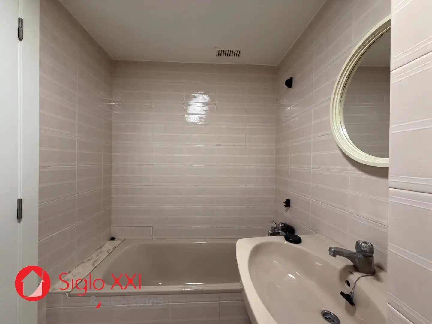 Flat with lift for sale in Cariñena - Carinyena, imagen 9