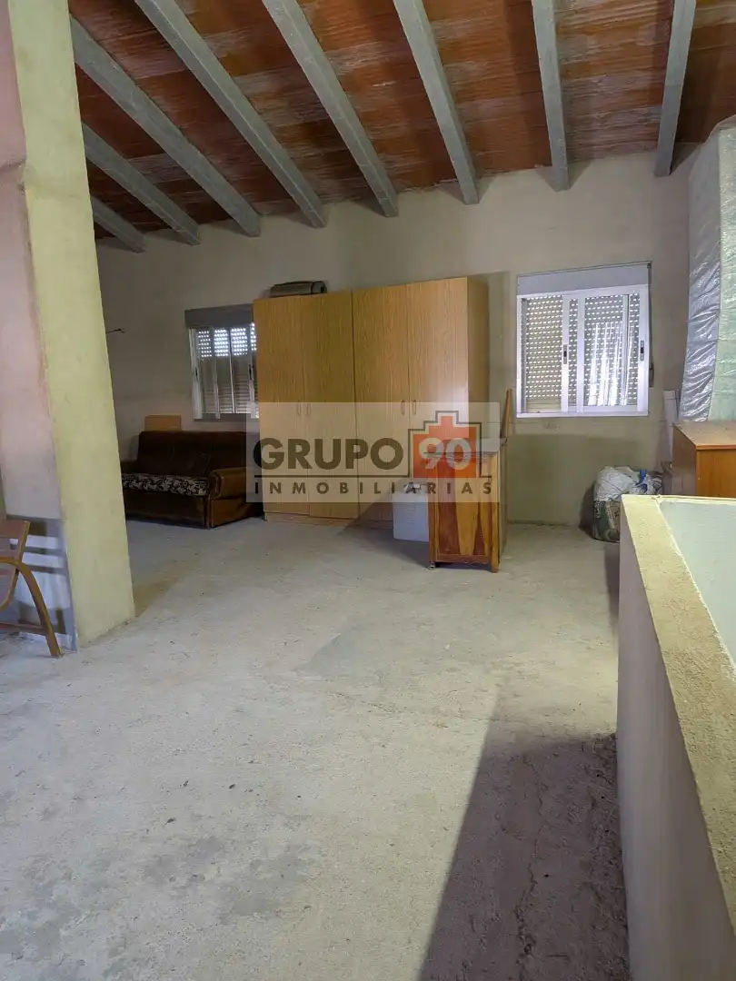 Casa adosada en venta en Requena con Terraza