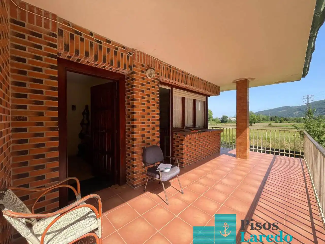 Vista exterior de Casa o chalet en venta en Ampuero con Jardín privado, Parquet y Terraza