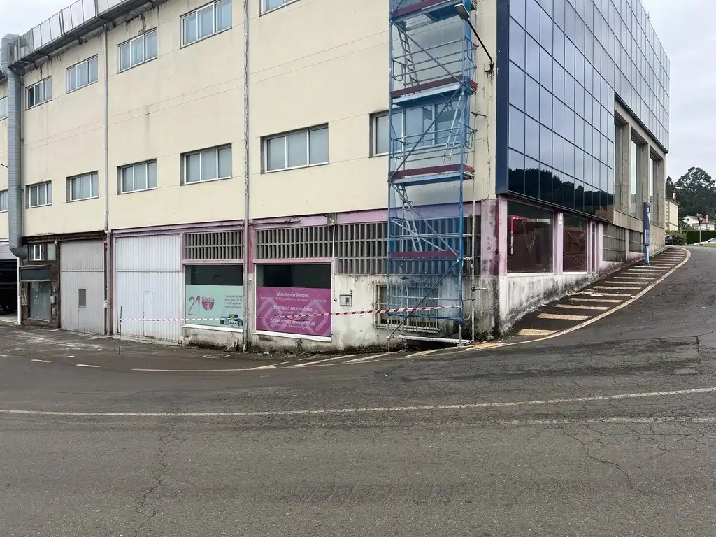 Exterior view of Industrial buildings for rent in Padrón