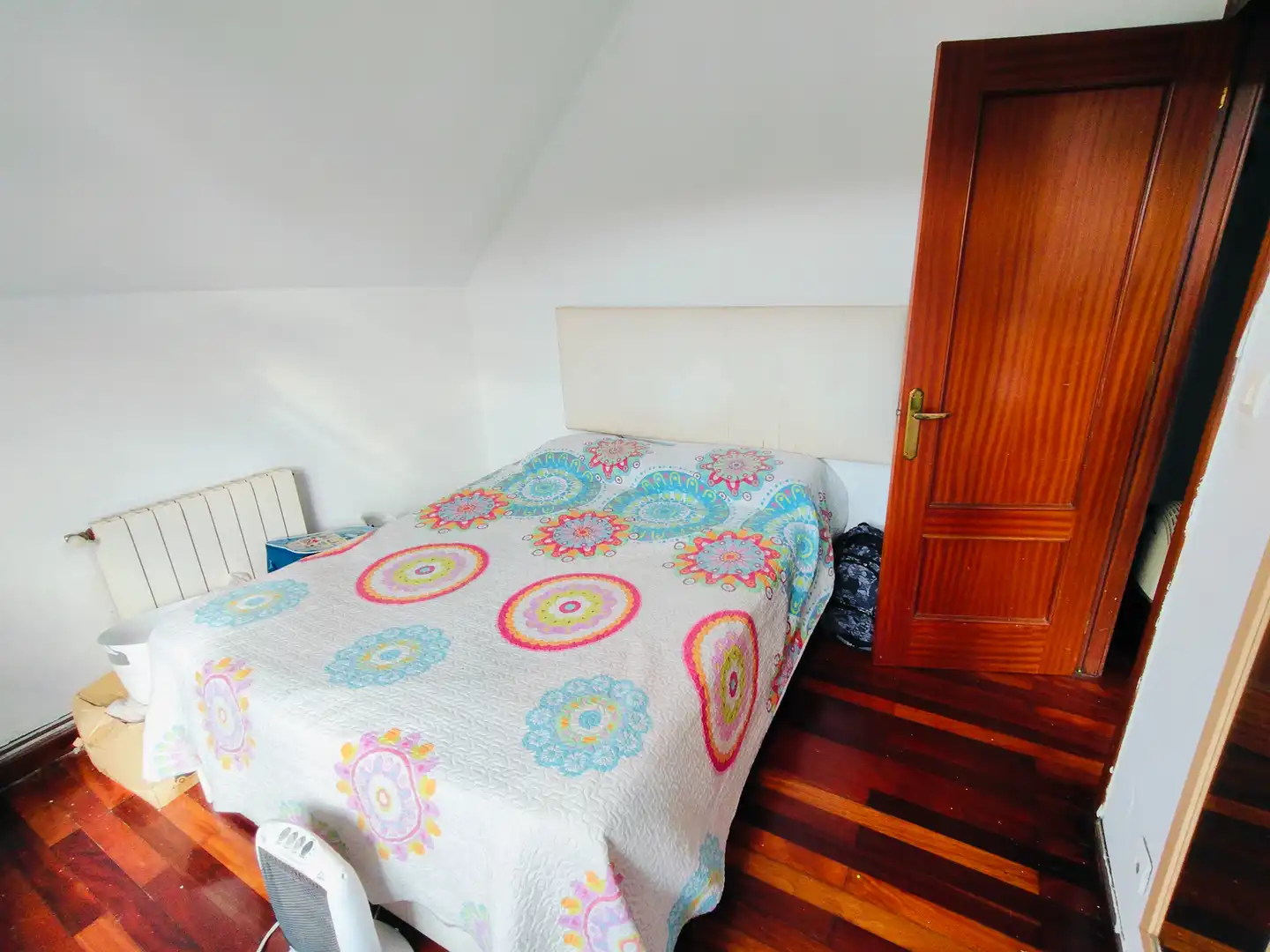 Habitación de Dúplex en venta en El Astillero   con Calefacción, Parquet y Amueblado