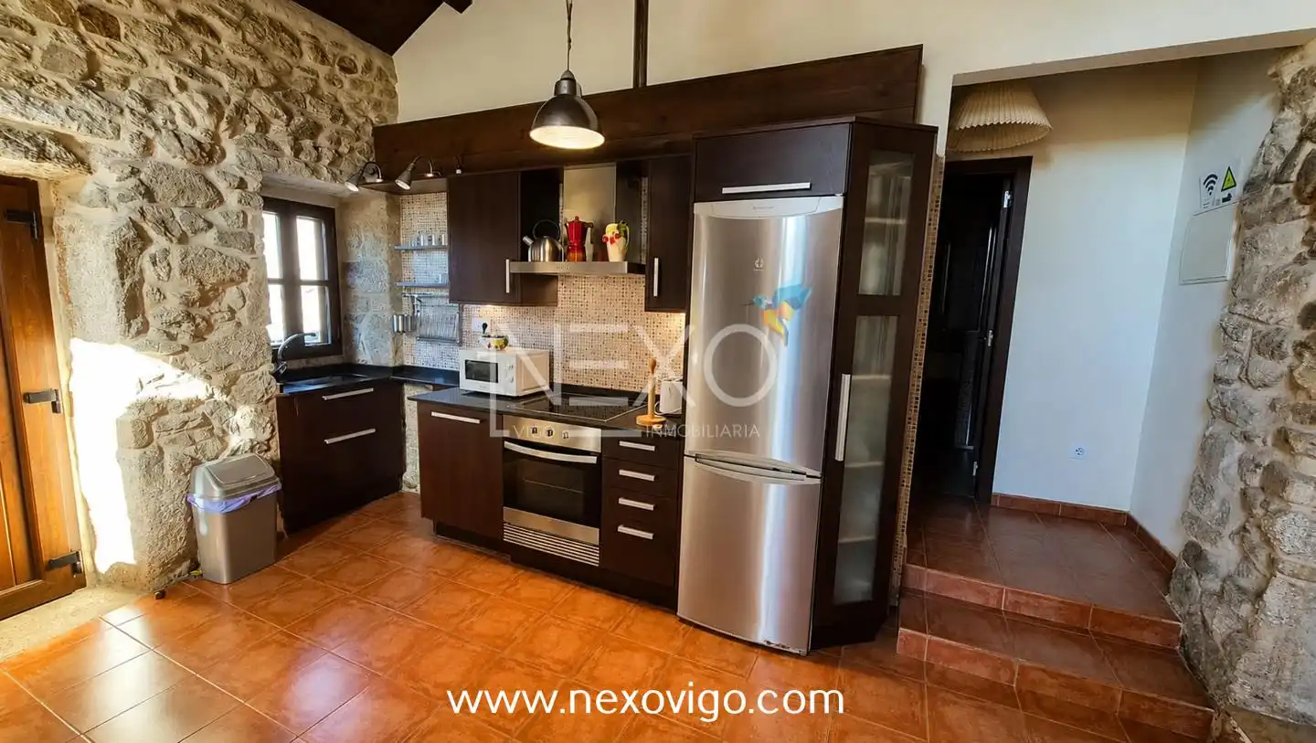 Cocina de Casa o chalet en venta en Moaña con Jardín privado, Terraza y Amueblado