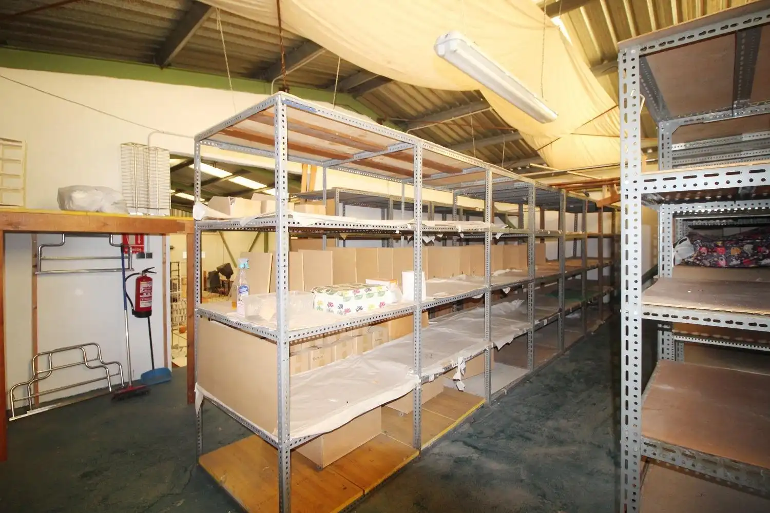 Industrial buildings for sale in Oropesa del Mar / Orpesa