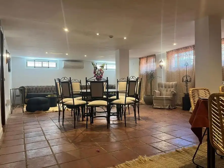 Houses for sale in Córdoba  with Air Conditioner, Heating and Private garden