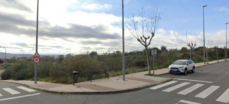 Vista exterior de Casa o xalet en venda en Plasencia amb Aire condicionat, Calefacció i Terrassa