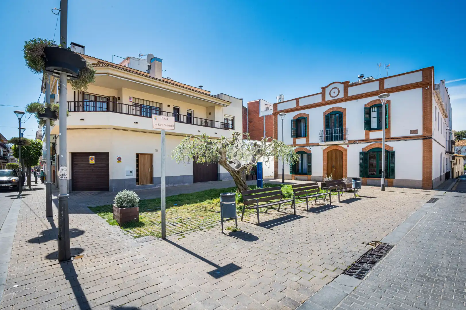 Exterior view of Houses for sale in Cunit  with Air Conditioner, Storage room and Balcony
