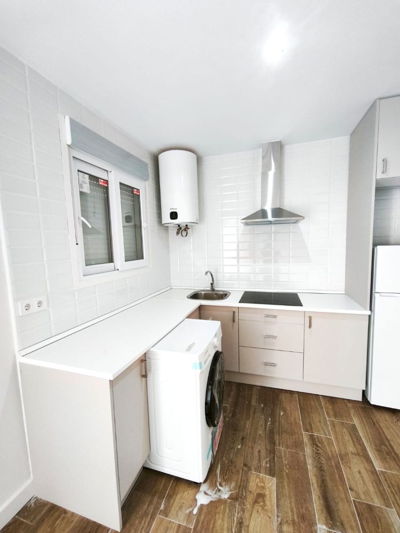 Kitchen of Apartment for sale in Cáceres Capital  with Air Conditioner and Heating