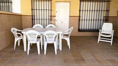 Foto 3 de Casa adosada en venta en Centro - Torre de la Higuera, Almonte