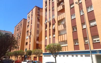 Exterior view of Flat for sale in Badajoz Capital  with Air Conditioner and Terrace