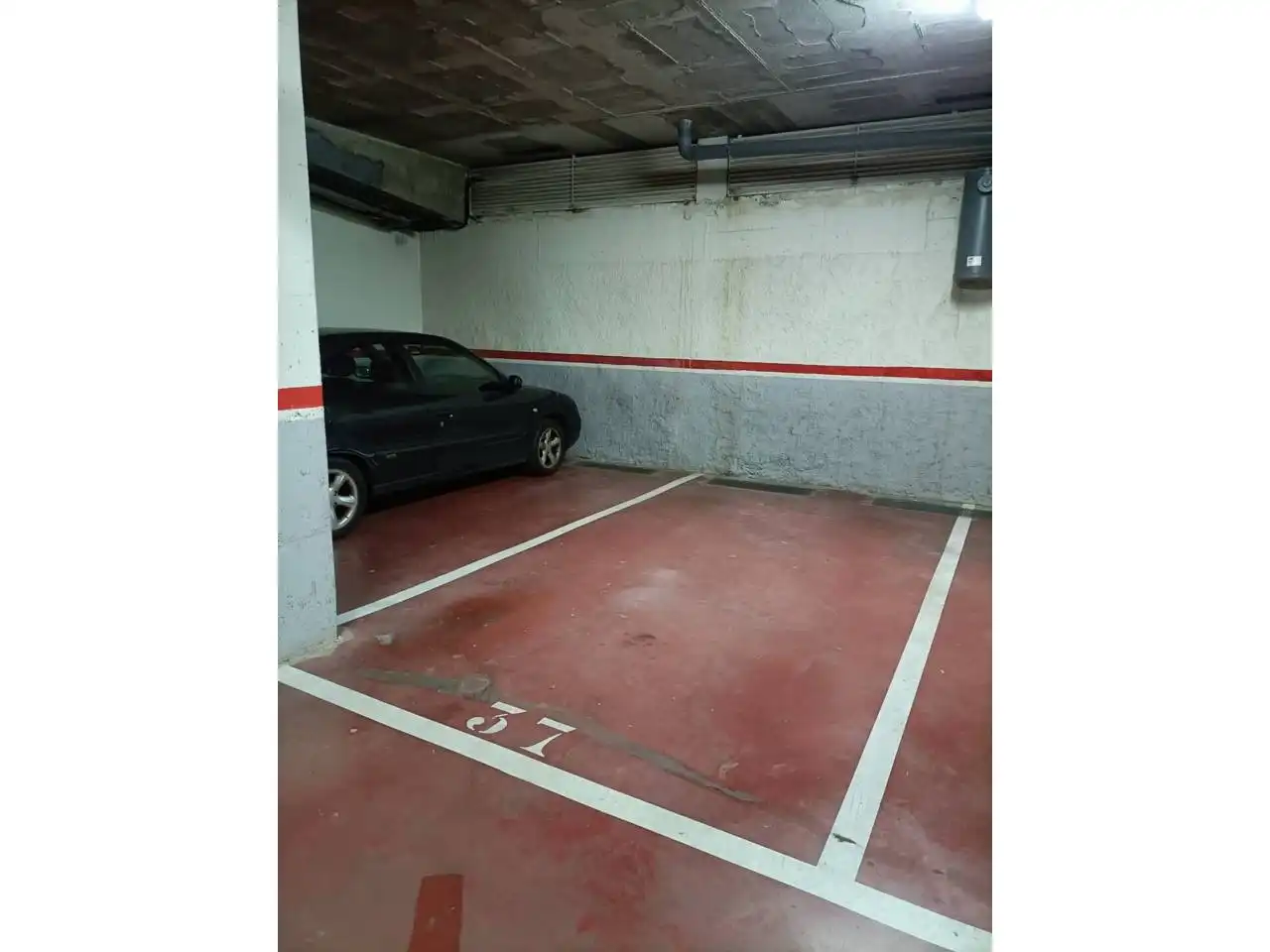 Einzelparkplatz zur Miete in Calle Santiago
