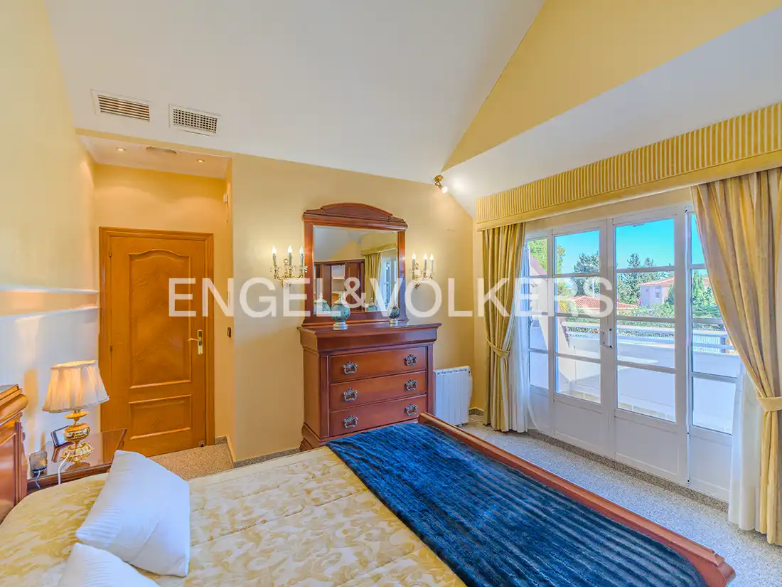 Bedroom of Houses for sale in San Vicente del Raspeig / Sant Vicent del Raspeig  with Air Conditioner, Heating and Private garden