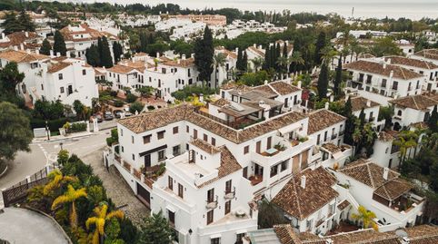 Foto 2 de Casa adosada en venda a Lomas de Marbella Club, Marbella