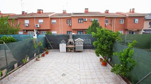 Foto 2 de Casa adosada en venta en Los Villares, Arganda del Rey