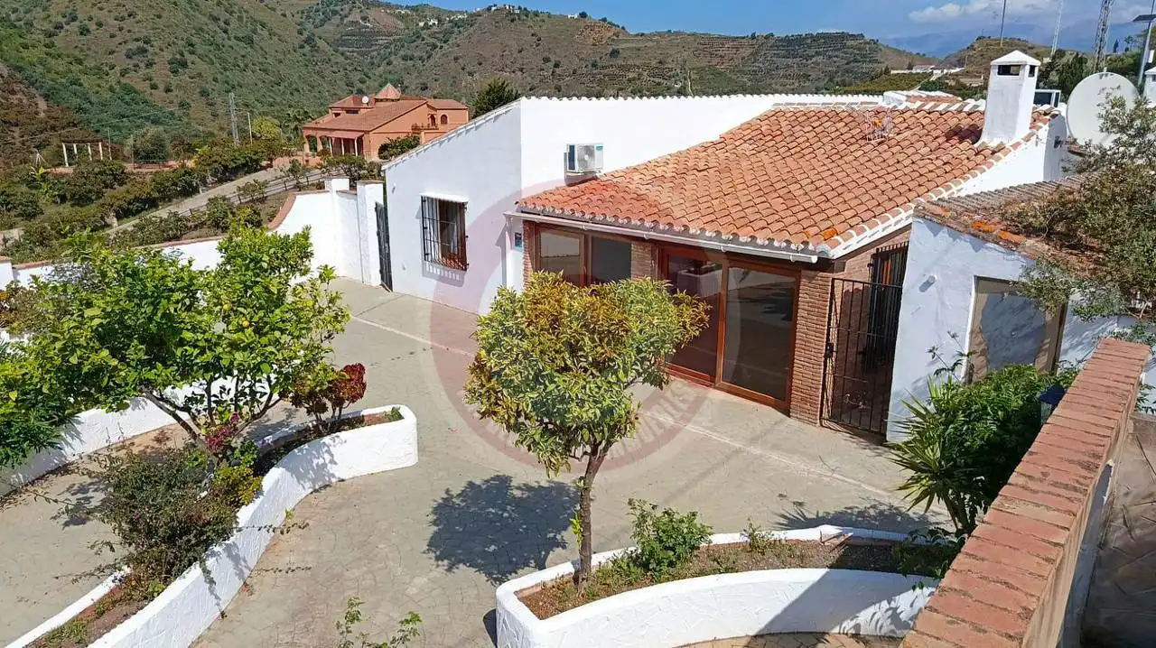Exterior view of Houses for sale in Viñuela  with Private garden, Terrace and Swimming Pool