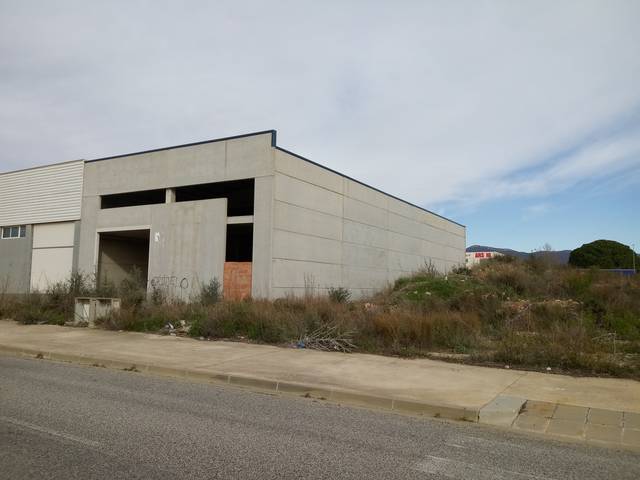 Nave industrial en Venta en C/ Sabaters en Valls
