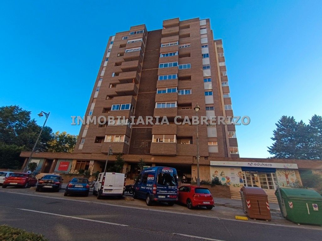 Exterior view of Flat for sale in  Logroño  with Heating, Parquet flooring and Terrace