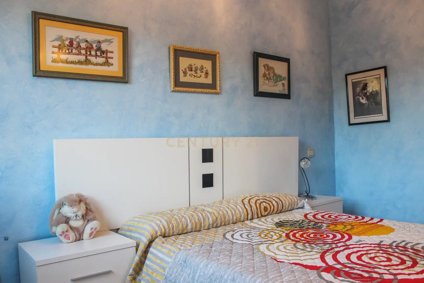 Dormitori de Casa o xalet en venda en Cáceres amb Aire condicionat, Jardí privat i Traster