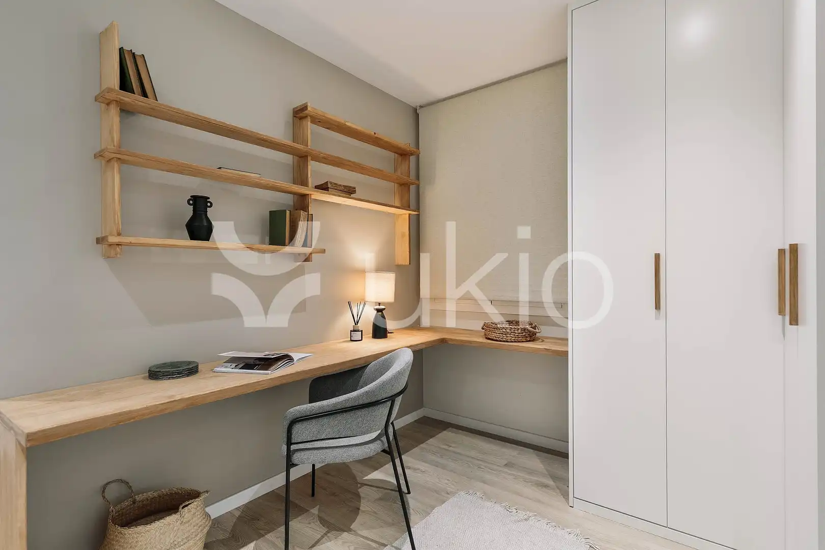 Apartamento con terraza en alquiler en Carrer de Muntaner, imagen 3