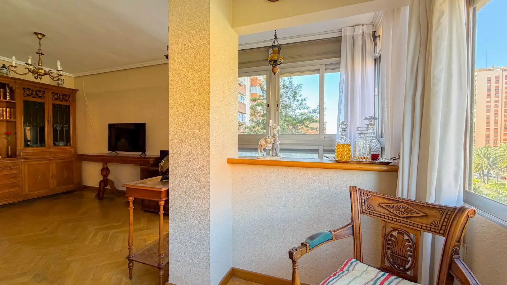 Wohnzimmer von Wohnung zum Verkauf in Valencia mit Klimaanlage, Heizung und Parkett