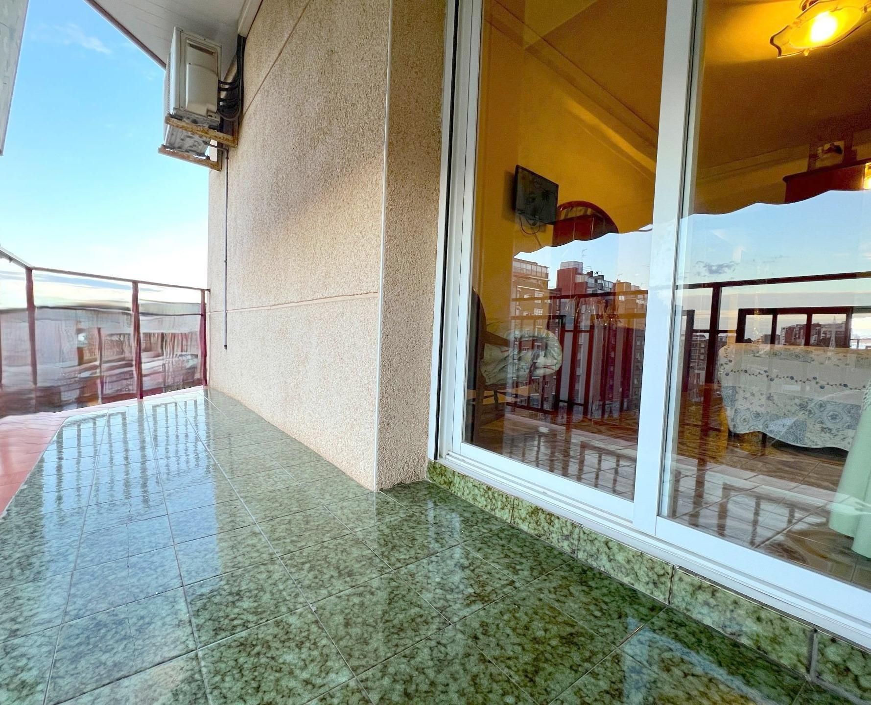 Balcony of Flat for sale in L'Hospitalet de Llobregat  with Balcony