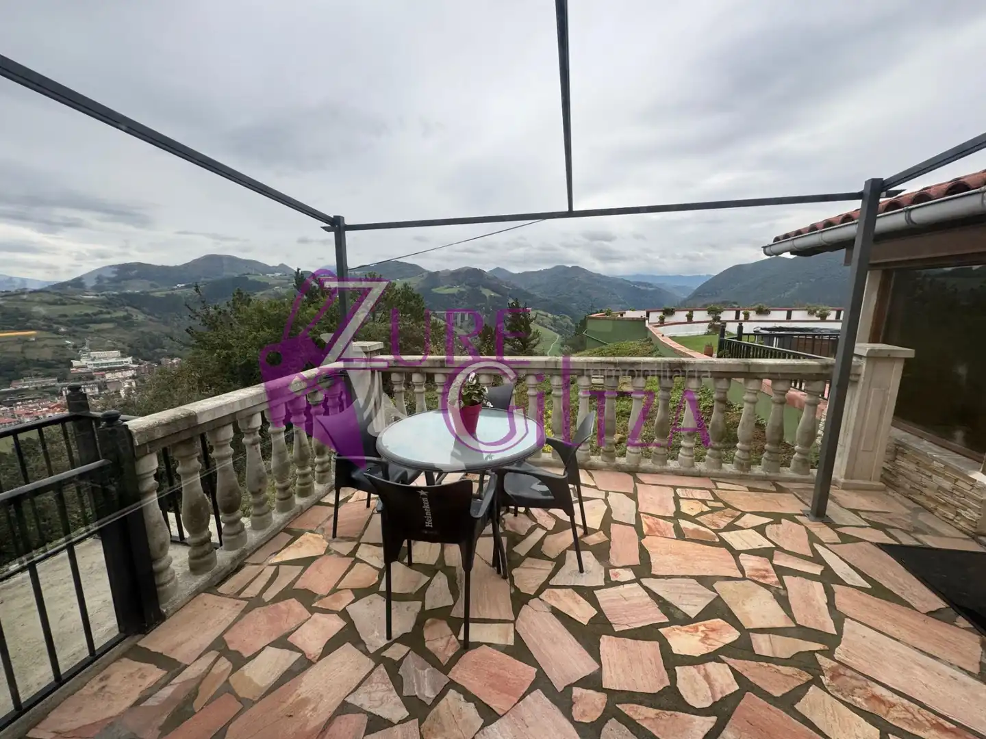 Terraza de Casa o chalet en venta en Mutriku, Gipuzkoa