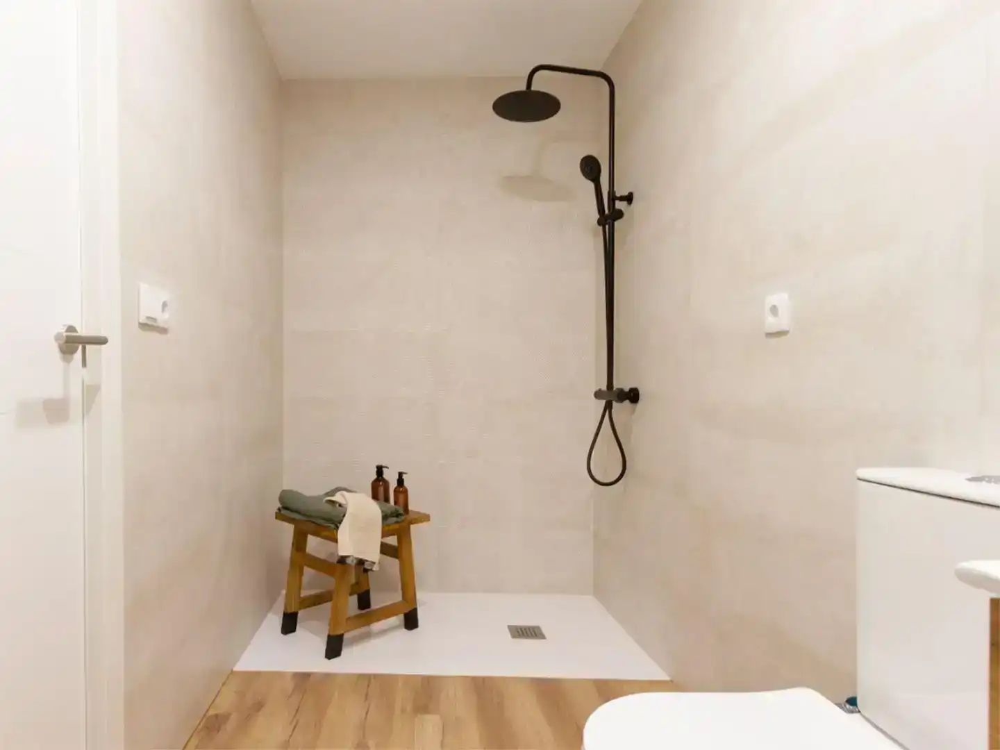 Baño de Piso en venta en Sabadell con Aire acondicionado y Balcón