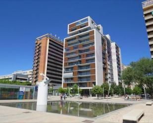 Vista exterior de Pis de lloguer en  Zaragoza Capital amb Terrassa, Traster i Piscina