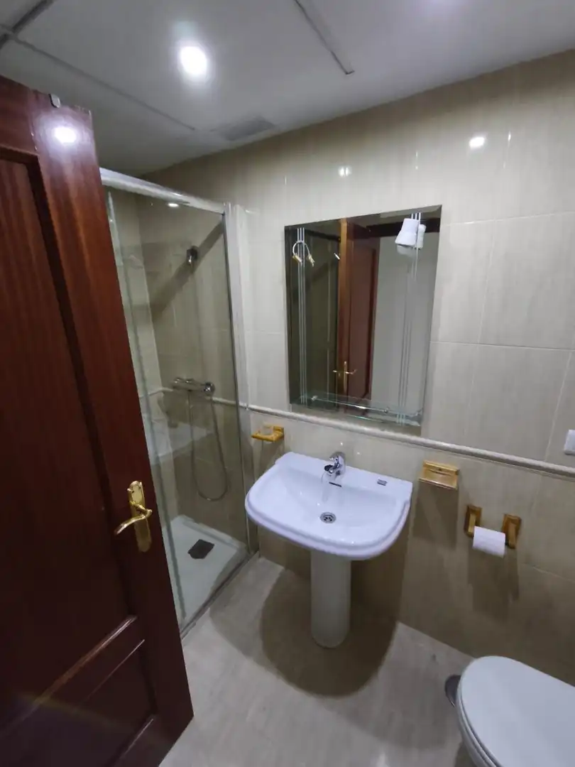 Baño de Piso en venta en Cáceres con Aire acondicionado, Calefacción y Terraza