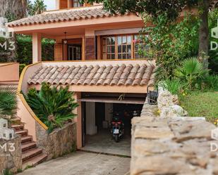 Vista exterior de Casa o xalet en venda en Lloret de Mar amb Aire condicionat, Terrassa i Piscina