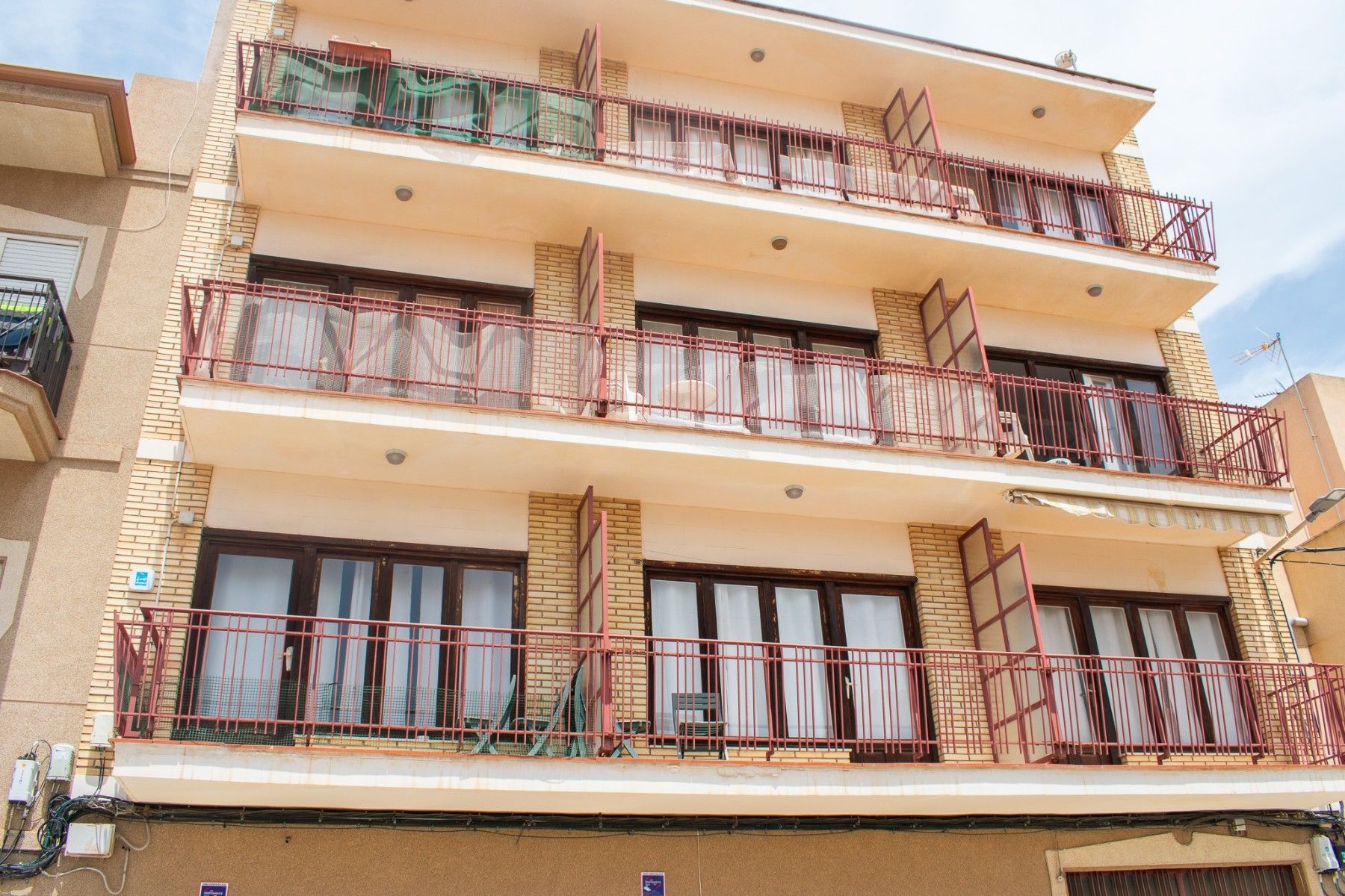 Exterior view of Building for sale in Los Alcázares