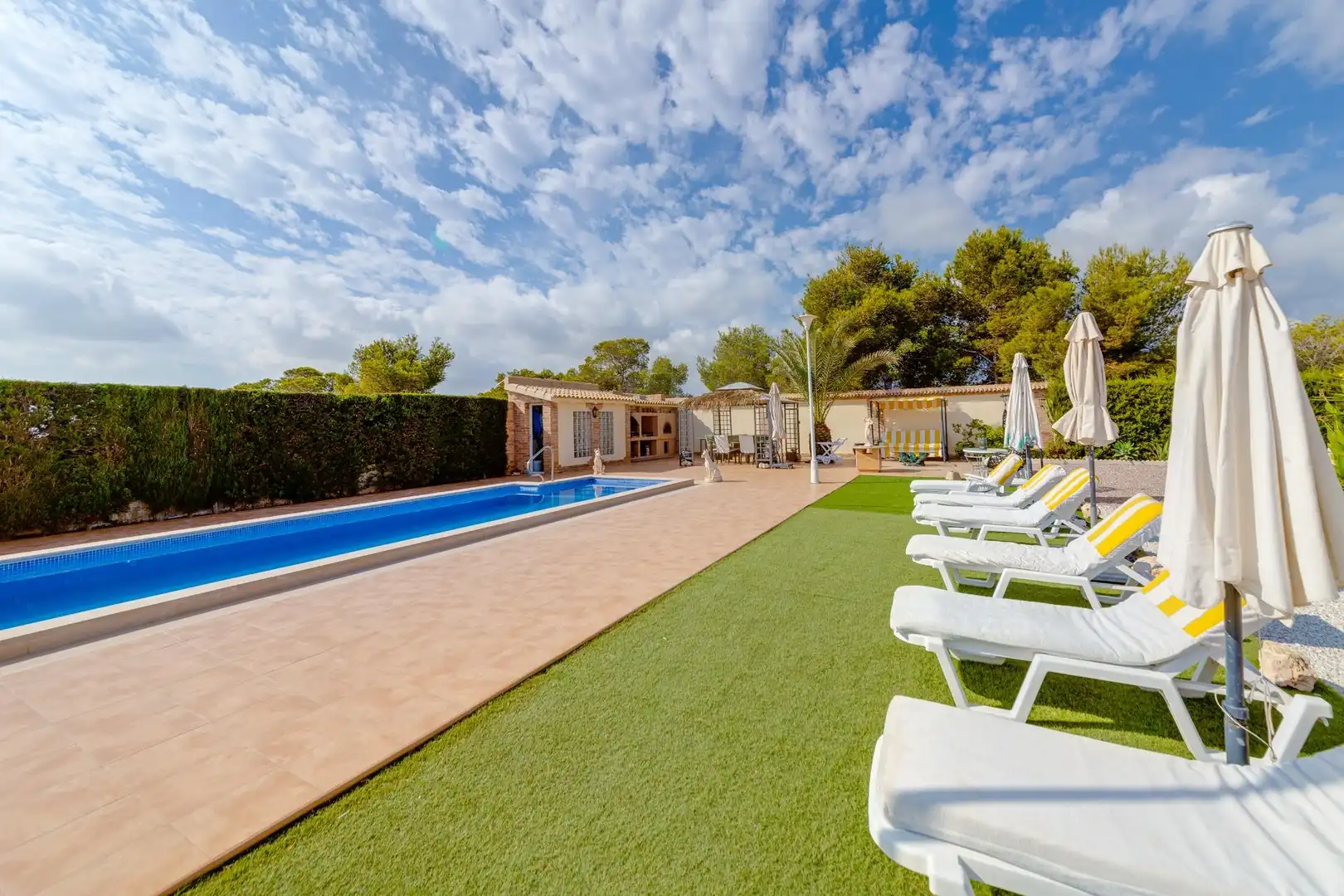 Casa o xalet en venda a Carrer Carrer de la Sierra Morena-las Filipinas, Villamartín - Las Filipinas