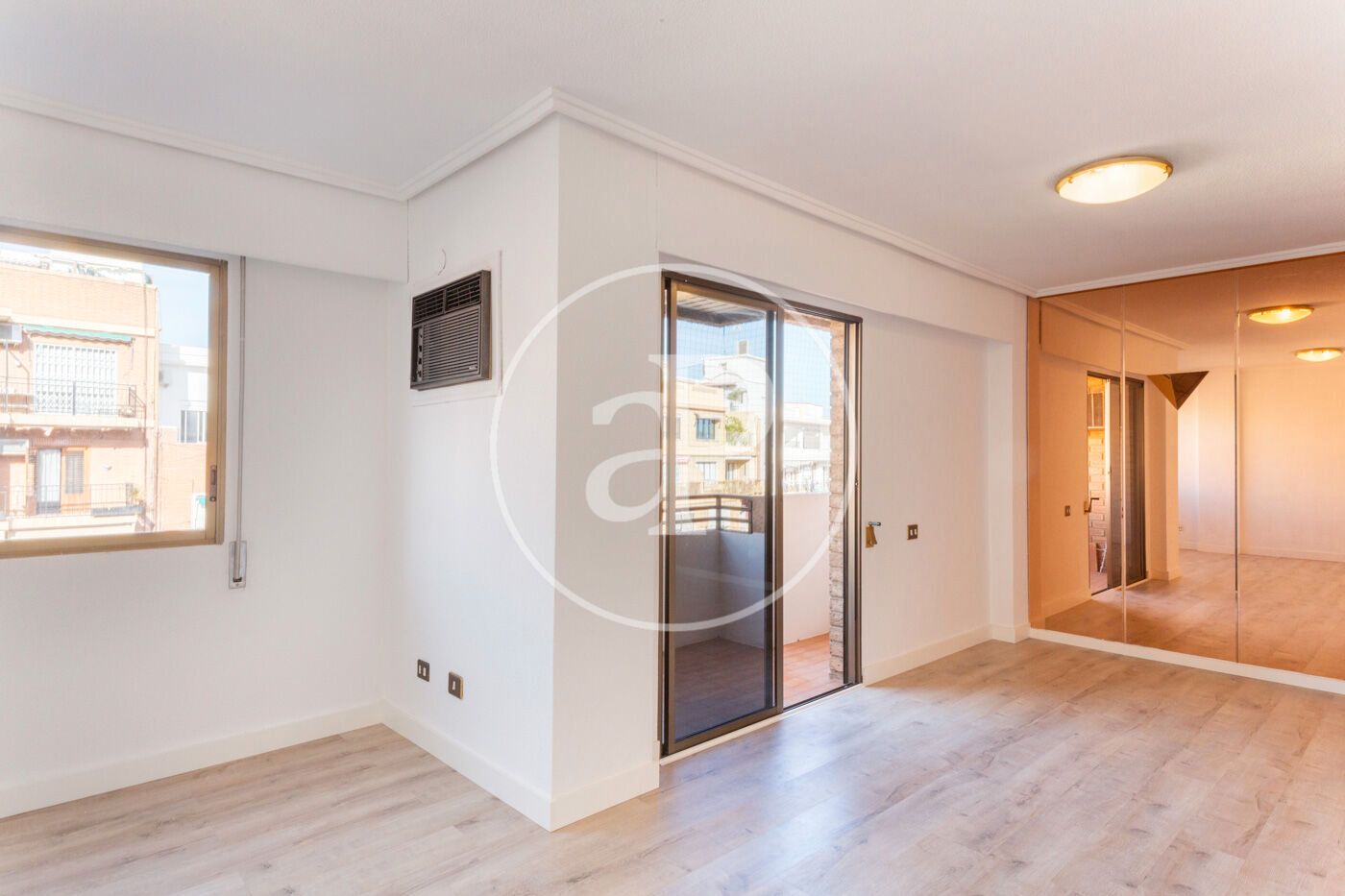 Bedroom of Flat to rent in  Valencia Capital  with Heating, Balcony and Pets allowed