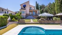 Jardí de Casa o xalet en venda en Montequinto amb Aire condicionat, Terrassa i Piscina