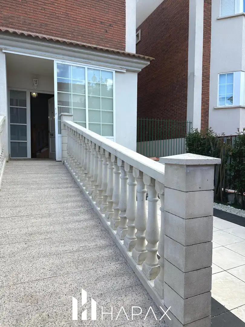 Terrassa de Casa o xalet en venda en Cabrerizos amb Calefacció i Jardí privat