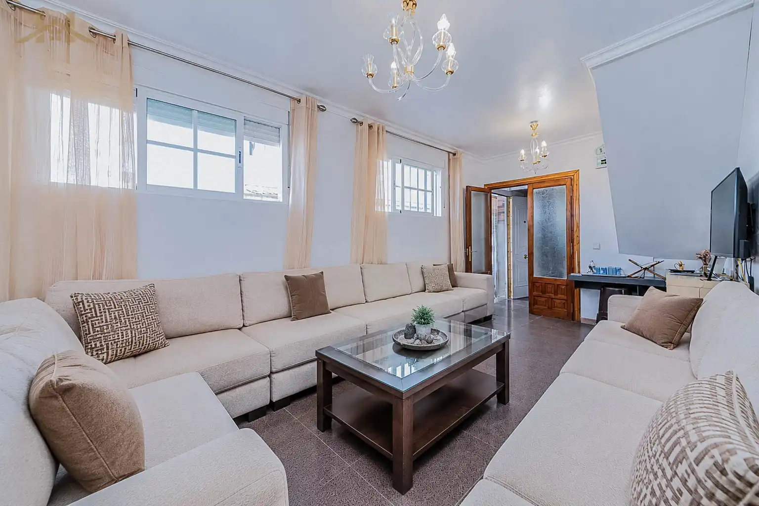 Sala de estar de Dúplex en venta en Valdemorillo con Calefacción, Terraza y Balcón