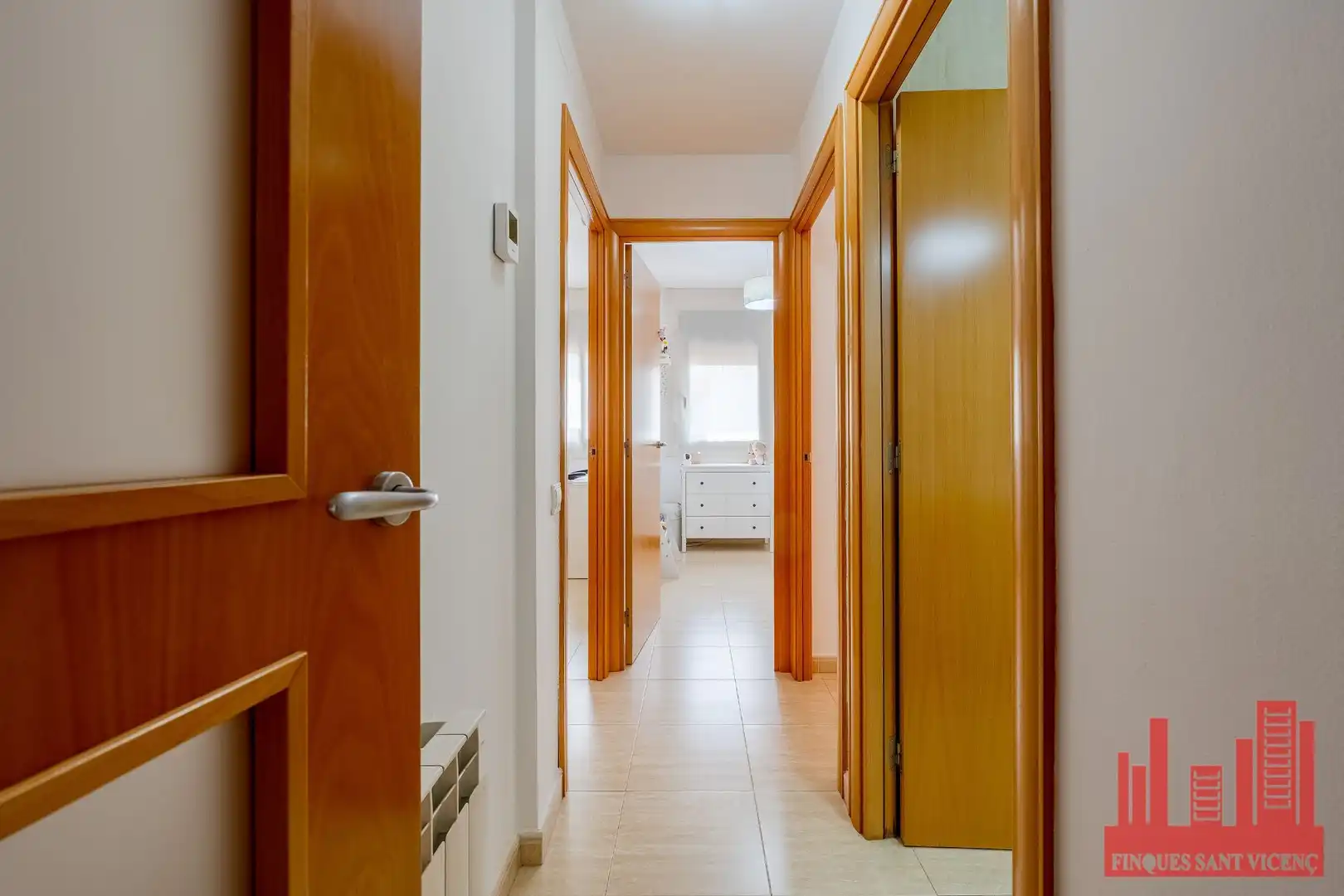Piso en venta en Sant Vicenç Dels Horts con Aire acondicionado y Calefacción
