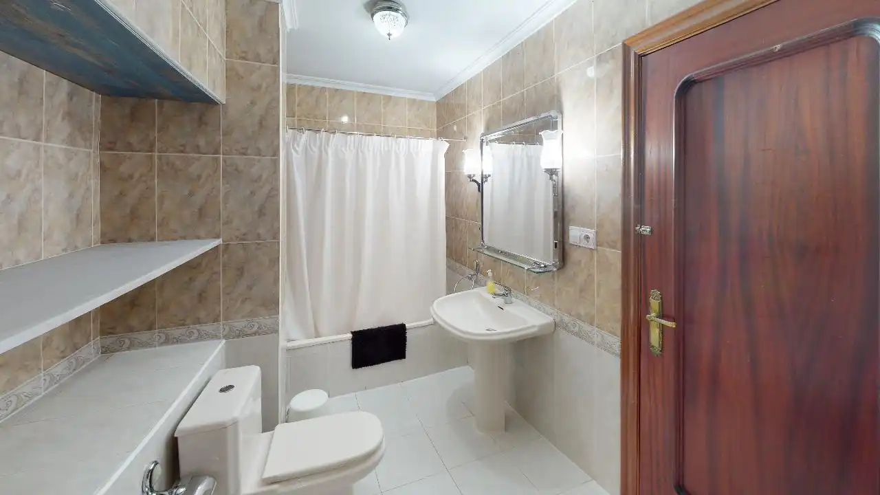 Baño de Edificio en venta en Jaén