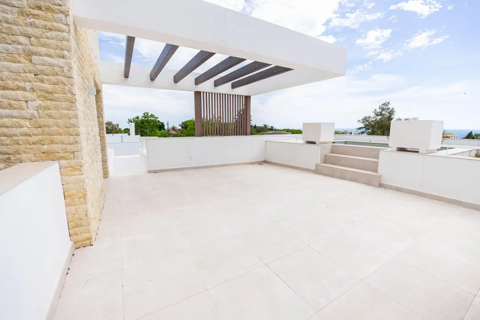 Terraza de Casa o chalet en venta en Marbella con Aire acondicionado, Jardín privado y Terraza