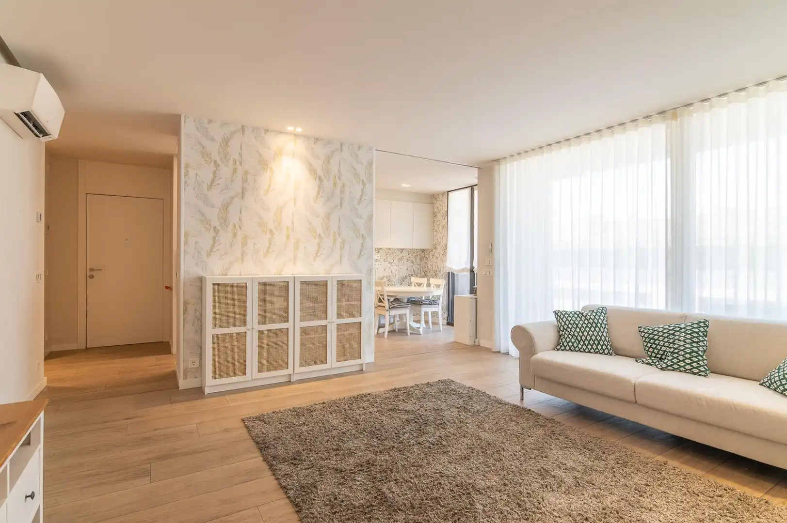 Living room of Flat for sale in Aranguren  with Air Conditioner, Heating and Terrace