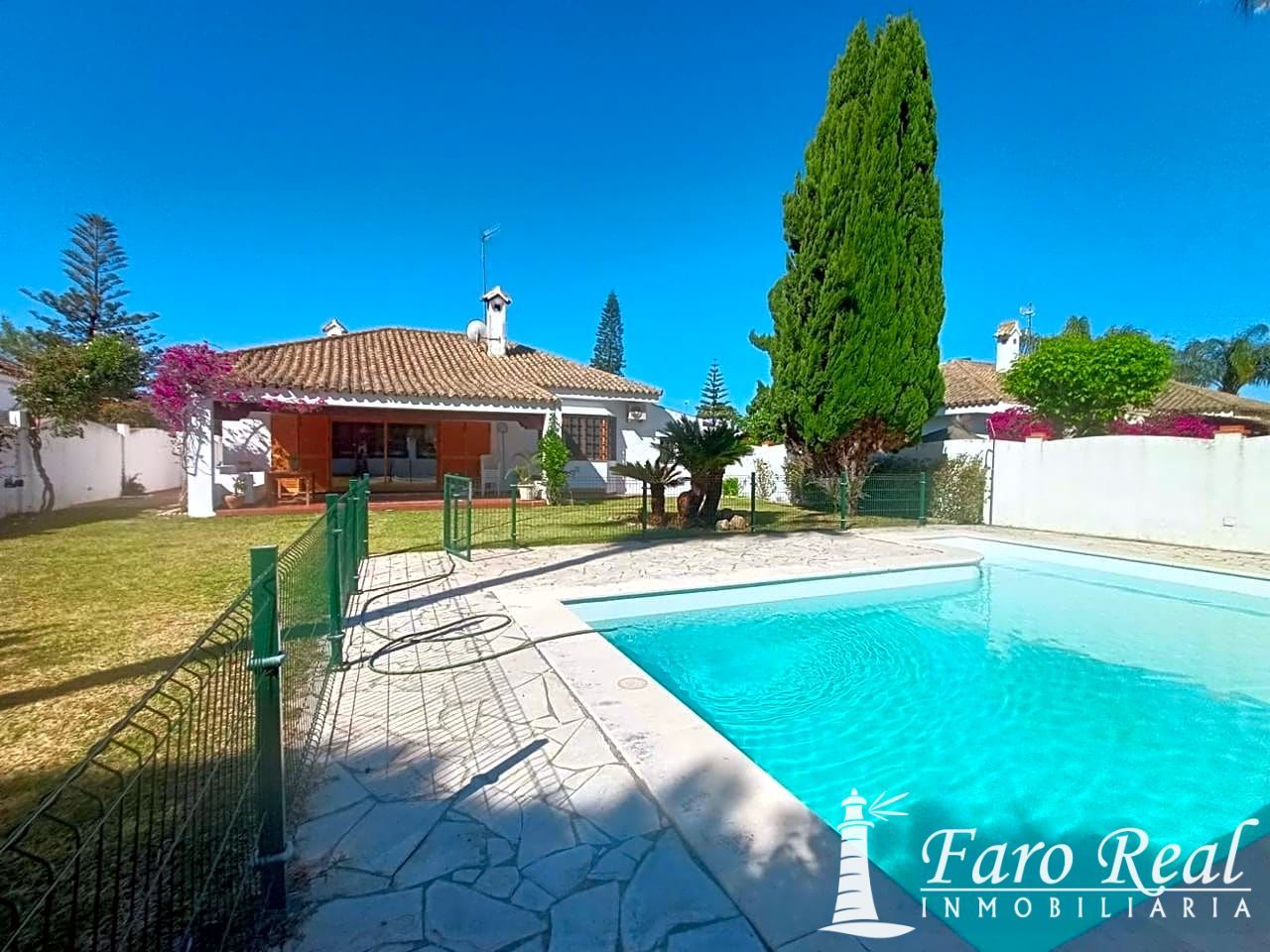 Jardí de Casa o xalet de lloguer en Sanlúcar de Barrameda amb Moblat
