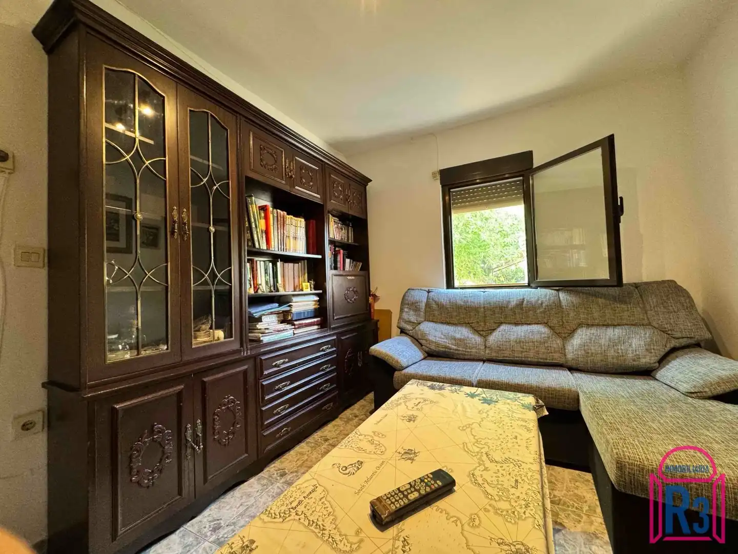 Sala de estar de Casa o chalet en venta en Villasabariego con Calefacción, Jardín privado y Trastero