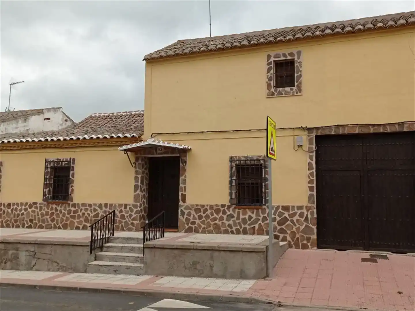 Vista exterior de Casa o xalet en venda en Pulgar amb Aire condicionat