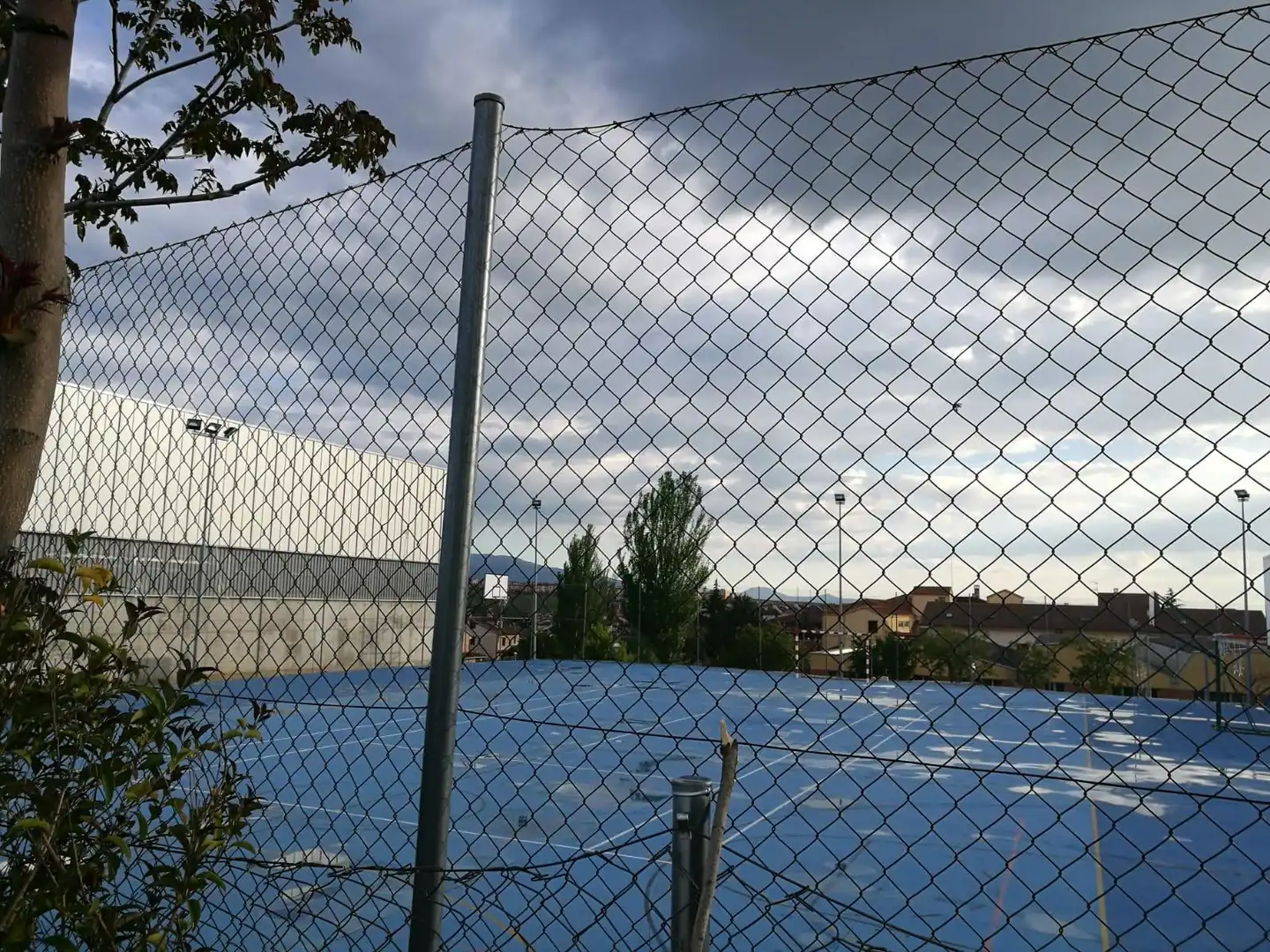 Vista exterior de Terreny industrial en venda en La Lastrilla 