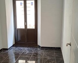 Flat to rent in  Granada Capital  with Washing machine and Balcony