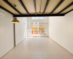 Duplex to rent in Reina Amalia, El Raval