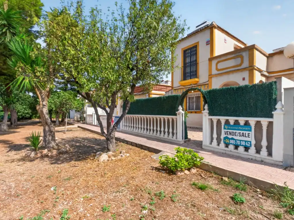 Casa a schiera con piscina in vendita a Calle Francisco Atienza Ferrandez, imagen 23
