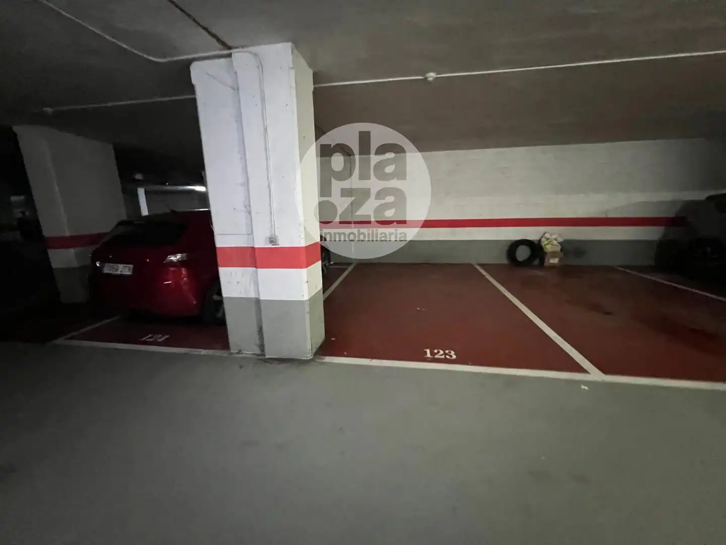Aparcament de Pis de lloguer en Burgos amb Calefacció i Traster